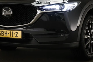 Mazda CX-5 2.0 SkyActiv-G 165 Skylease+ | ACHTERBANKVERWARMING | HEAD UP | DAB | 360 CAMERA | TREKHAAK | 19" / 21