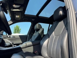 BMW X5 XDRIVE45E M-Sport Bowers & Wilkins Pano Softclose Laser Trekhaak Mooi vol uitgevoerd! / 2
