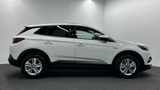 Opel Grandland X 1.2 Turbo Business Edition AUTOMAAT CARPLAY CRUISE LM NAVIGATIE. / 17
