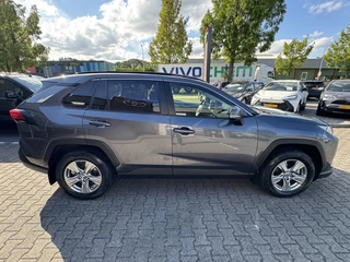Toyota RAV4 2.5 Hybrid AWD DYNAMIC 1650KG TREKGEW STOELVERW PARK-SENSOREN NAVI CAMERA APPLE/ANDROID LM-VELGEN / 7