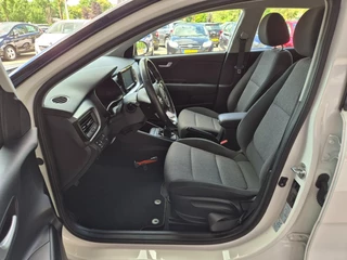 Kia Stonic 1.0 T-GDI DYNAMIC LINE Camera, Carplay, Zwart dak, Navi, Cruise controle, ALL IN prijs! / 12