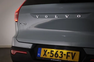 Volvo XC40 2.0 T4 | PANORAMADAK | BLIS | DAB | APPLE | ON CALL | 20" / 25