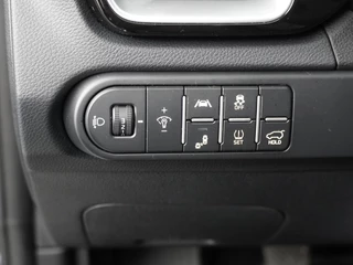 Kia XCeed 1.5 T-GDi DynamicPlusLine 160pk  Airco - Apple Carplay/Android Auto - Cruise Control - Verwarmde Voorstoelen - Dodehoekdetectie Fabrieksgarantie tot 03-2031 / 23