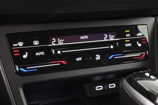 Volkswagen Taigo 1.0 TSI R-Line Business DSG Automaat Achteruitrijcamera Apple CarPlay / 22
