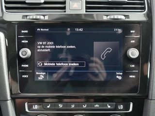 Volkswagen Golf Variant 1.5 TSI Highline Business R | Stoelverwarming | Camera | Virtual | ACC | / 17
