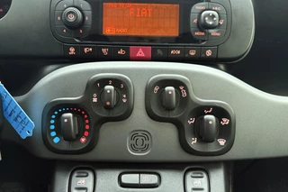 Fiat Panda 1.2 Lounge | Airco | Centr. Vergrendeling | 1e eigenaar | Verw. spiegels / 17