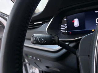 Skoda Octavia Combi 1.0 e-TSI DSG Business Edition Navigatie App-Connect DAB+ Parkeersensoren / 24