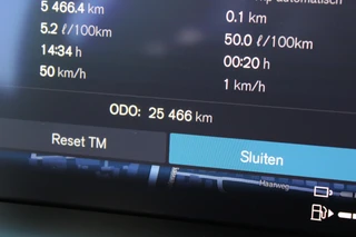 Volvo XC60 2.0 T6 Plug-in hybrid AWD Plus Black Edition  | Panoramadak | H/K | Camera | Leder / 43