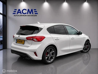Ford Focus 1.5 EcoBoost ST LINE / 2