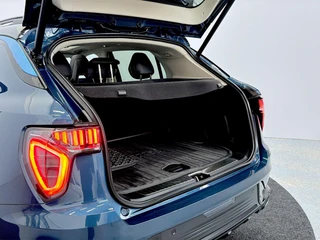 Lynk en Co 01 1.5 PHEV MY22 – Scandinavisch strak, vol karakter / 13