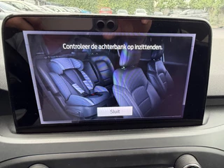 Ford Focus Wagon 1.0 EcoBoost AUTOMAAT Hybrid ST Line Style stoelverwarming, elect bed. trekhaak, 1 e eigenaar, NL auto met nap / 22