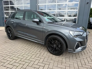 Audi Q3 35 TFSI S Line / Virtual / ACC / Led Matrix / Trekhaak . / 6
