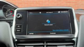 Peugeot 208 1.2 PureTech BlueLease Allure Navigatie Clima Velgen / 26