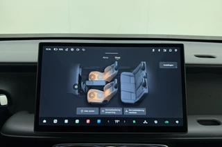 Leapmotor B10 Design ProMax 67.1 kWh | Nu met €1000,- voorraadvoordeel! | WLTP 434km | 750kg trekgewicht | Stoel en stuur verwarming | 360 graden camera | Lederen bekleding | Panoramadak | Led | Regensensor | Sfeerverlichting | Elektrisch verstelbare voorstoelen / 22
