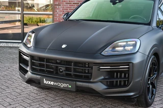 Porsche Cayenne Coupé 4.0 Turbo E-Hybrid GT  Burmester PDCC Carbon HUD ACC 360 / 54