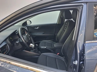 Kia Stonic 1.0 T-GDi MHEV 100pk GT-PlusLine / 8