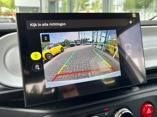 Renault Twingo Urban Range 80pk Techno 27.5 kWh  | 18inch velgen | V2G | Navigatie | Climate Control | Keyless | Achteruitrijcamera | Adaptive Cruise Control (ACC) | Apple CarPlay/Android Auto / 35