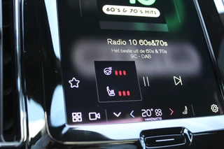 Volvo XC60 2.0 T6 Plug-in hybrid AWD Ultimate Black Edition  | Panoramadak | Head-up | H/K | Memory / 24