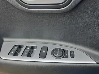 Kia Rio 1.0 T-GDi GT-Line | Keyless entry | Privacy glass | Full map navigatie | Parkeersensoren | Stoel + Stuurverwarming / 24