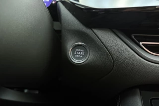 Opel Grandland 1.2 Turbo 130pk GS Line | Navigatie | Camera | Keyless | Electrische achterklep | Dakrails | Stoel & Stuurverwarming | AGR Stoelen | Climate control / 35