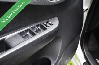 Toyota Verso-S 1.3 VVT-i NAVIGATIE/CAMERA/PDC/CLIMA/ETC.! / 14