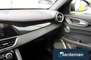 Alfa Romeo Giulia 2.9 V6 Quadrifoglio H/K Driver assist. / 12