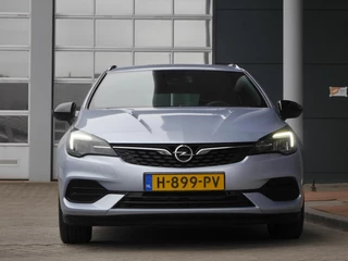 Opel Astra Sports Tourer 1.2 Edition 2020 130pk | Stoel en stuurverwarming | Trekhaak | Lichtmetalen velgen | Navigatie | 130PK | Airco / 4