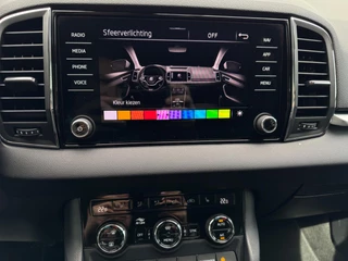 Skoda Karoq 1.5 TSI ACT Business Edition Plus / CarPlay / 11