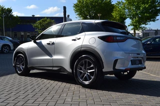 Lexus LBX 1.5 2WD / 7