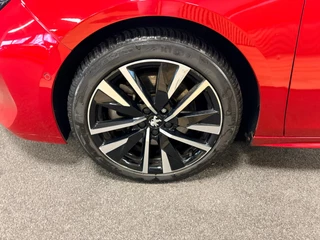 Peugeot 508 1.6 HYbrid GT 225pk Panorama-dak / Leder / Led / stoelmassage / 14