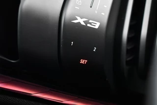 BMW X3 30e xDrive M-Sport  Pano ACC 360 H/K HUD 20inch / 14