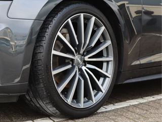 Audi A5 Sportback 35 TFSI S-line Black  | Camera | 19" | LED | Stoelverwarming / 10