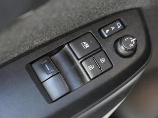 Toyota Yaris 1.5 Hybrid Comfort ✅Dode Hoek✅Adapt. Cruise✅Lane Ass.✅Navi✅Camera✅Clima✅ / 13