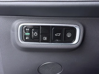 Omoda 5 EV Premium 61 kWh  - Schuif/kantel dak - Adaptieve cruisecontrol - Sfeerverlichting - Apple Carplay - Android Auto 7 Jaar of 150.000km Fabrieksgarantie / 23