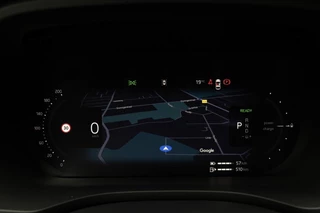 Volvo XC60 T8 Plug-in hybrid AWD Ultra Dark Snel Leverbaar! Te bestellen! / 36