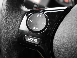 Citroen C1 1.0 VTi Airscape Shine | Cabrio dak | Achteruitrijcamera | Climate control | Lichtmetalen velgen | 5 deurs | Extra getint glas / 17