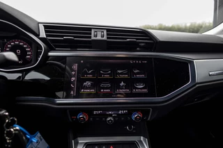 Audi Q3 35 TFSI Advanced edition Automaat | ACC | LED | Carplay / 24