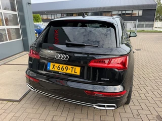 Audi Q5 55 TFSI e quattro Competition S-Line / 367PK / Luchtvering / SOH 90,5% / B&O / Trekhaak / 10