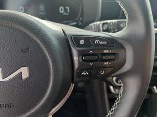 Kia Picanto 1.0 DPI ExecutiveLine | Stoel en stuurverwarming | Navigatie | Camera | Keyless met startknop | Climate control | Cruise control | Getinte ramen achter | / 22
