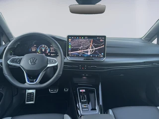 Volkswagen Golf 1.5 eHybrid GTE / 5JR Garantie / Pano / Leer / Trekhaak / Matrix / Keyless / DCC / HUD / 20