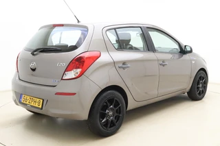 Hyundai i20 1.2i i-Motion 85pk | 5 Deurs | Airco | Lichtmetalen Velgen | Audio | Weinig Kilometers / 2