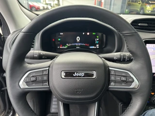 Jeep Renegade 4xe 240PK Plug-in Hybrid The North Star (Elektrisch Schuifdak - Navigatie - Adaptieve Cruise Controle - LED - Automatische Airco 4WD - Camera - Stuur & Stoel verwarming) / 13