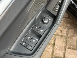 Audi A3 35 TFSI S-Line Automaat ACC B&O Black Style / 27