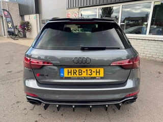 Audi RS4 2.9 TFSI RS4 QUATTRO Keramisch B&O Pano HUD Massage RS stoelen Alcantara Memory / 19