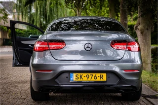 Mercedes-Benz GLC Coupé 250 4MATIC AMG Line  Burmester 20" Distronic Night / 27