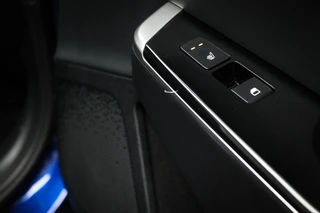 Kia EV6 Plus 77.4 kWh | SOH 99% | ACHTERBANKVERWARMING | DAB | APPLE | CAMERA | 19" / 14