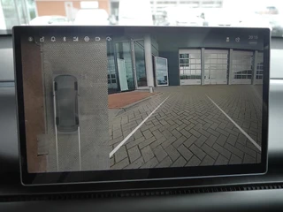 Leapmotor C10 Design ProMax AWD 81.9 kWh |  598 PK | 0-100 in 4 seconden | Wltp 437 km | 1500kg trekgewicht | Uit voorraad leverbaar | Stoel en stuurverwarming | Stoel ventilatie | Panorama dak | 20 inch lichtmetalen velgen | 360 graden camera / 31