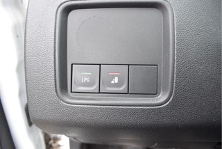 Dacia Duster 1.0 TCe 100 ECO-G Extreme ORGINEEL NEDERLANDSE AUTO ,BOEKJES,NAP EN ONDERHOUDSHISTORIE / 24