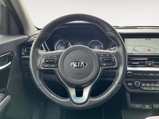 Kia e-Niro DynamicPlusLine 64 kWh | Elektrisch schuifdak | Keyless entry | Stoelverwarming / 15