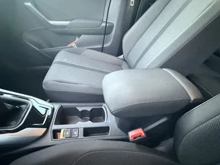 Volkswagen T-Roc 1.0 TSI Life  | LED | Apple Carplay | Adapt. Cruise | DAB+ | PDC v+a incl. Camera / 25
